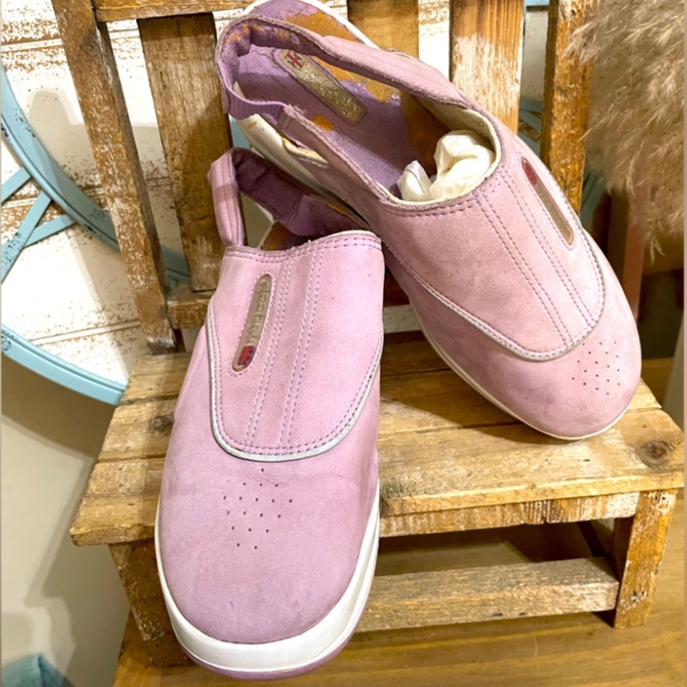 Women’s Vtg. Reebok Lavender Wedge Shoe Sz 8 - Picture 2 of 5